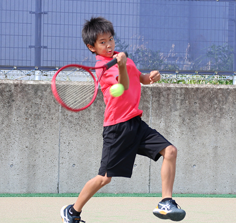 小学５年生　テニス選手